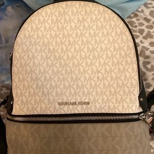 Micheal Kors bag